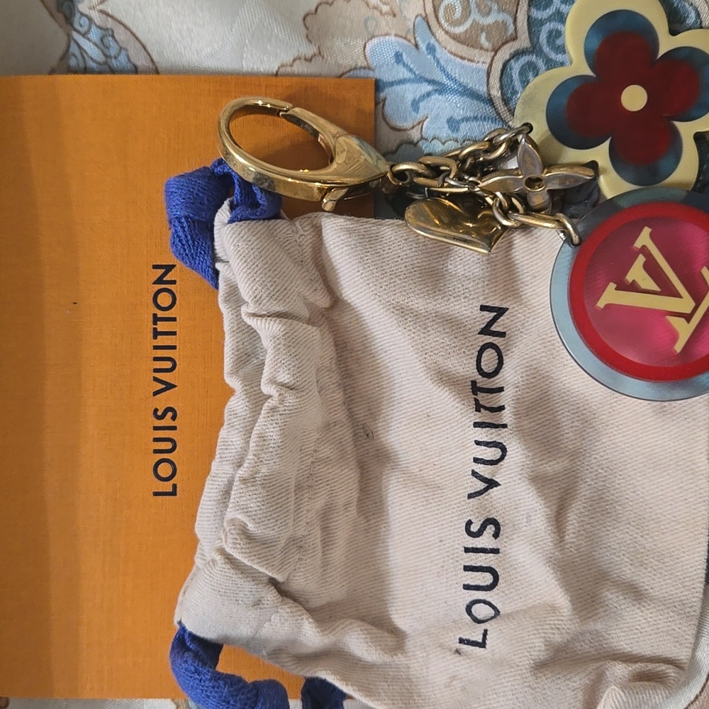Louis Vuitton Multicolor Floral Charm Bag Keychain Authentic With Dustbag - Picture 3 of 3